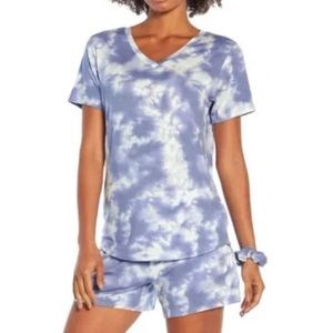 WildFox Women’s Short Set with Scrunchie